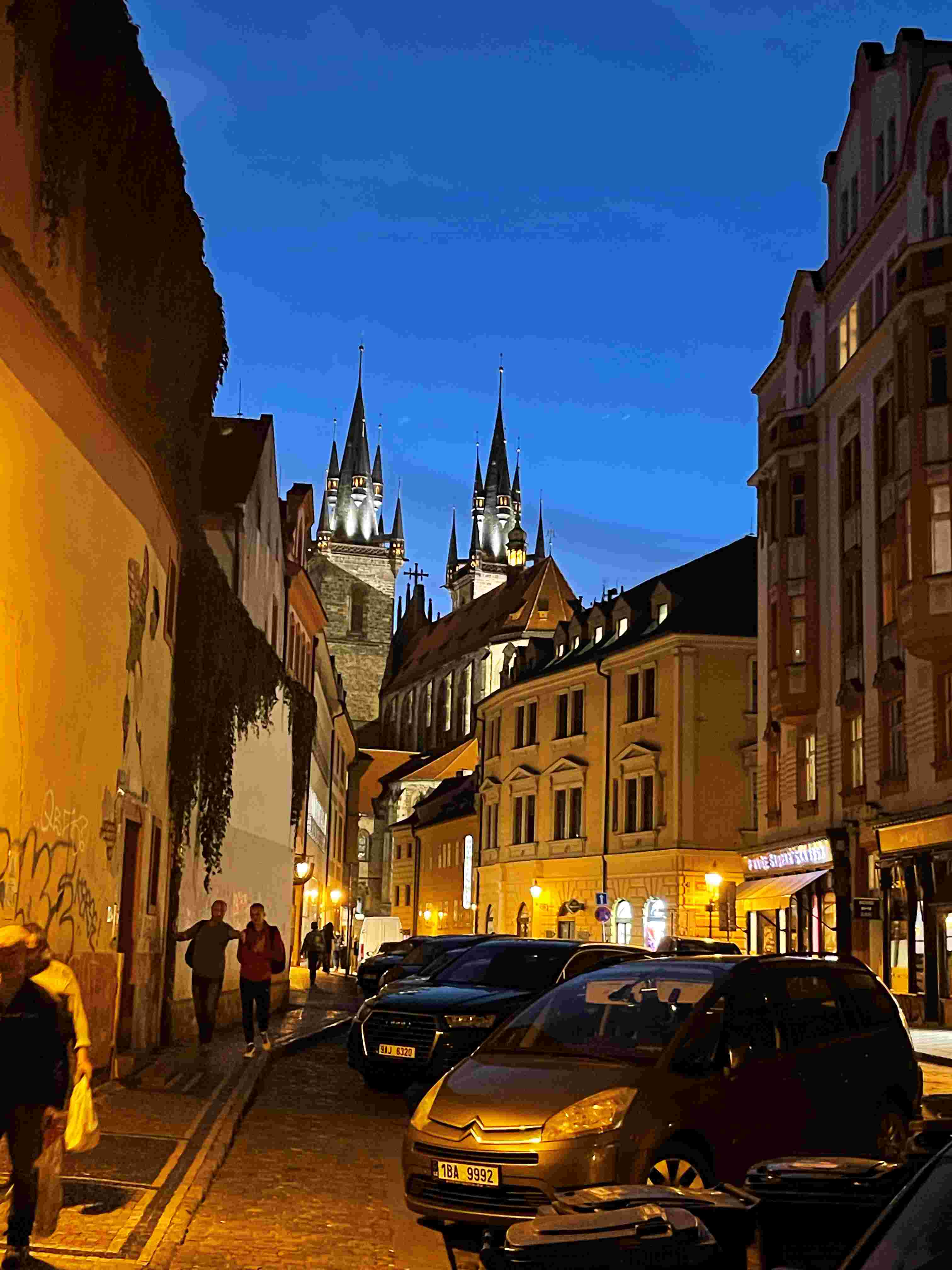 Tyn Castle from afar at night